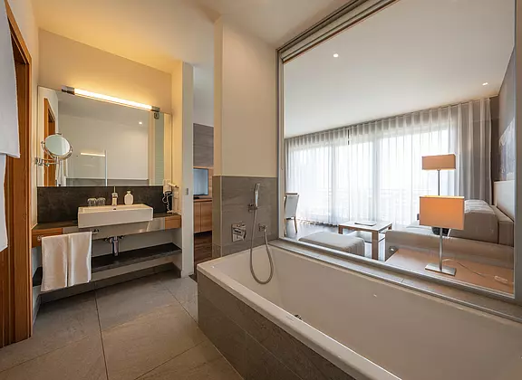 Apartment mit Badewanne in Algund
